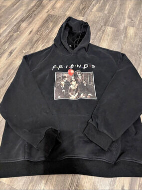 Friends Graphic Hoodie Size 3XL Like New